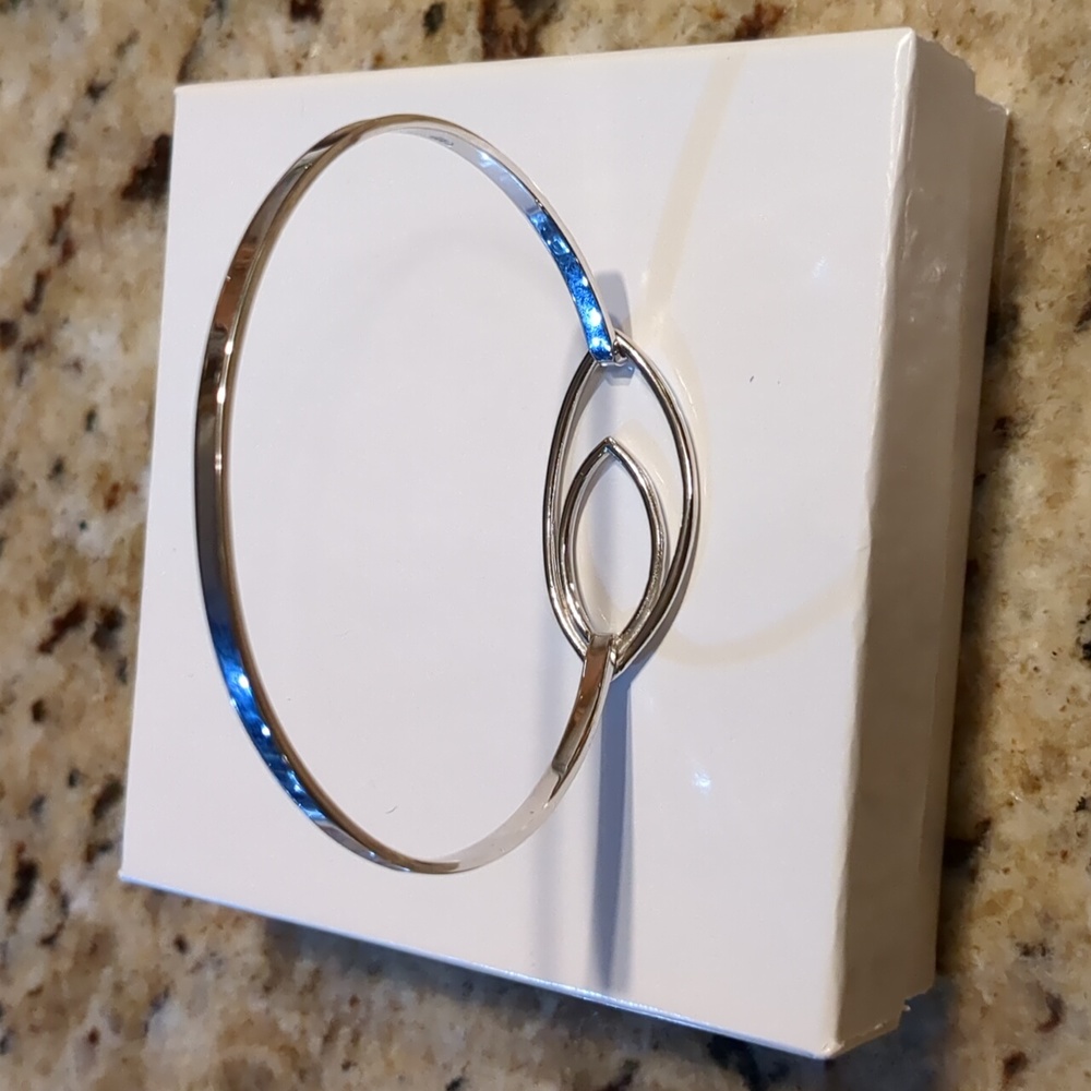 .925 Sterling Split Bangle Eye Bracelet - image 4